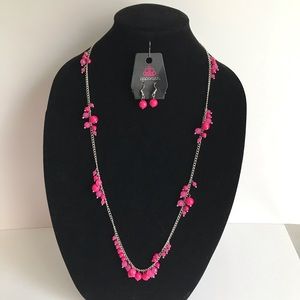 Paparazzi Necklace with matching earrings-pink